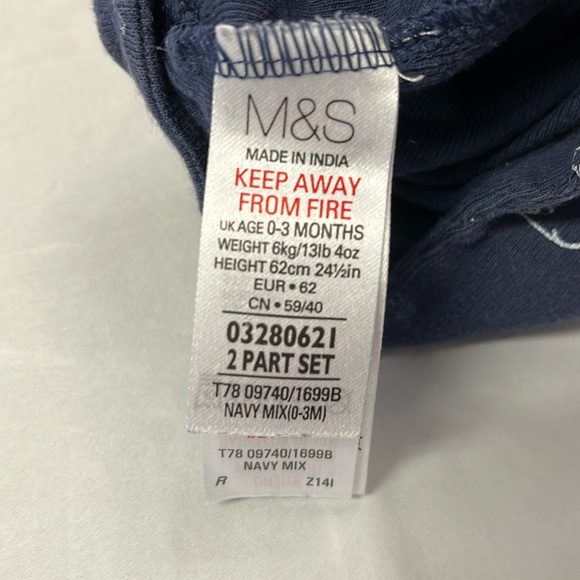 0-3M Marks & Spencer and GAP bundle - Picture 3 of 6